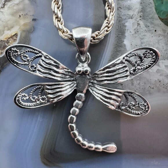 Sterling Silver Dragonfly Decorated Pendant For Women - Picture 4 of 10